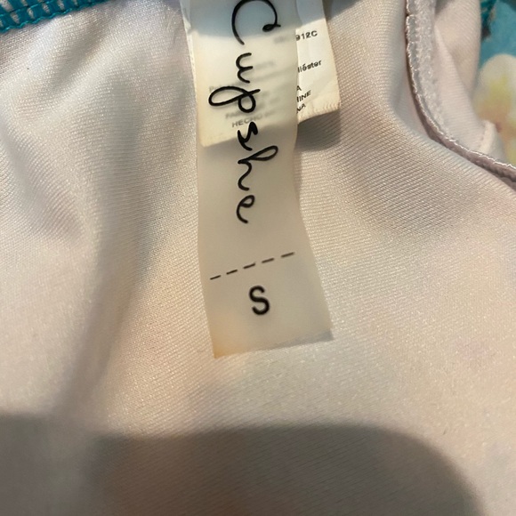 Cupshe One piece - Picture 4 of 4